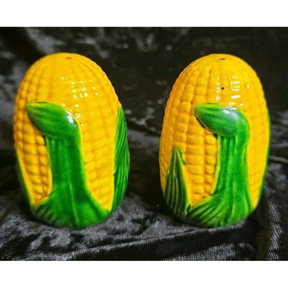 Vintage Pair of Ceramic Corn-On-The-Cob Salt & Pepper Shakers (Missing Stoppers)